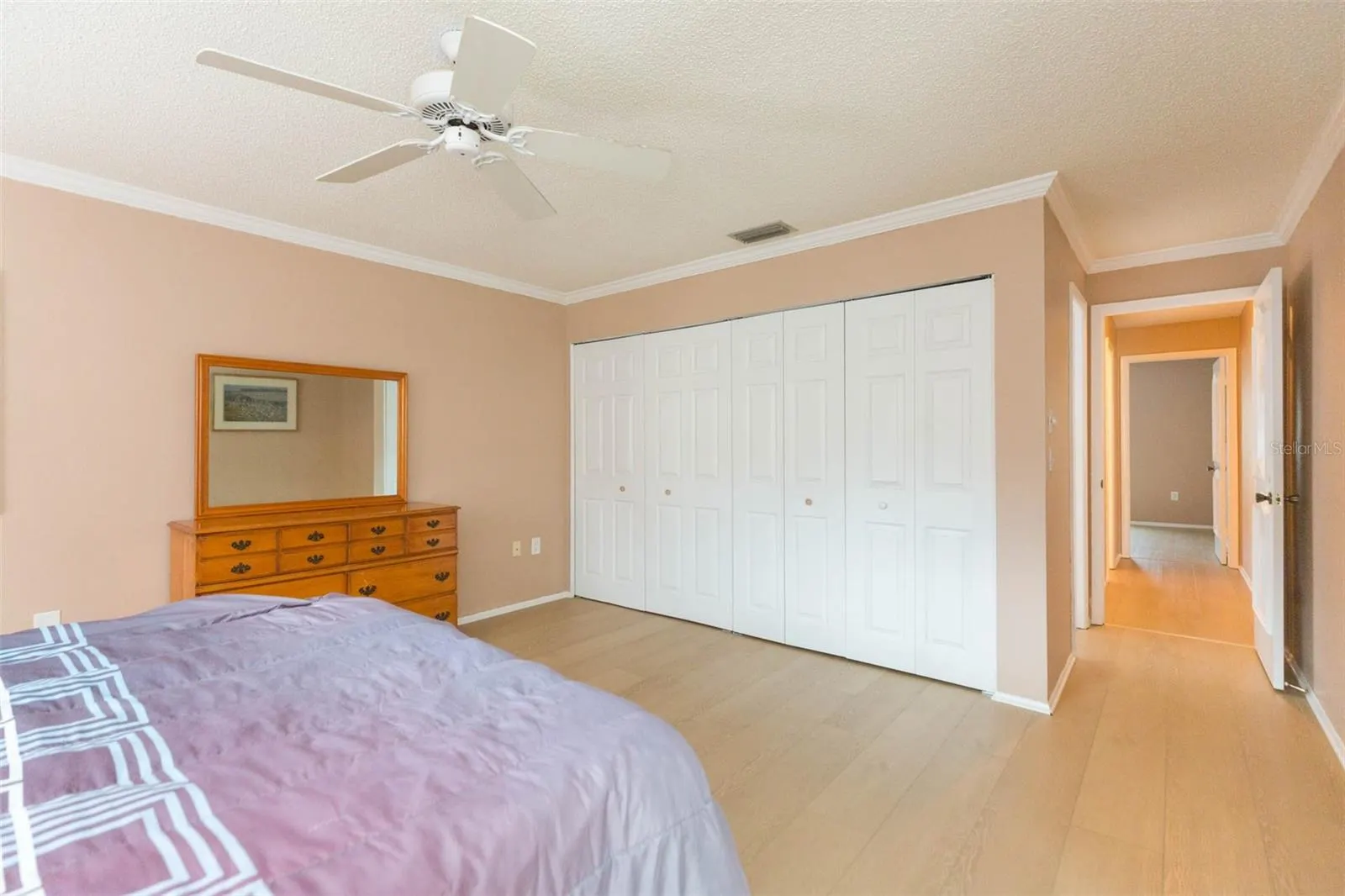 1145 LANYARD ST