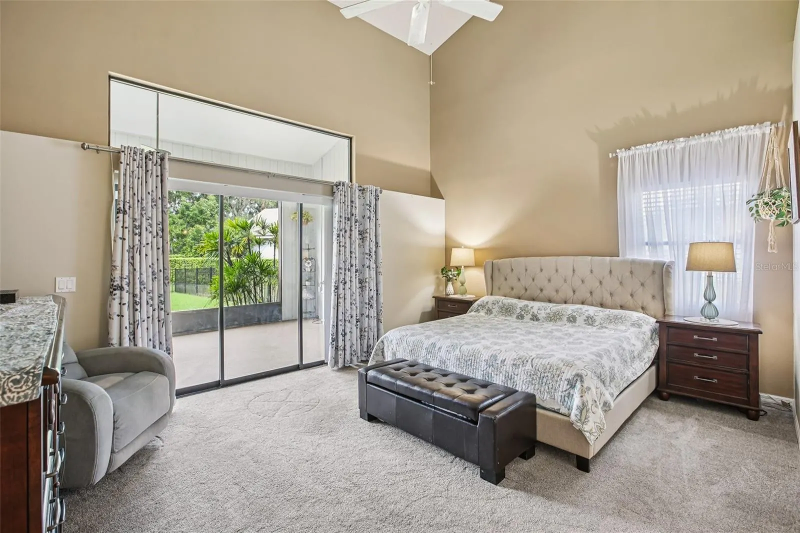 2110 ARBOR OAKS DR