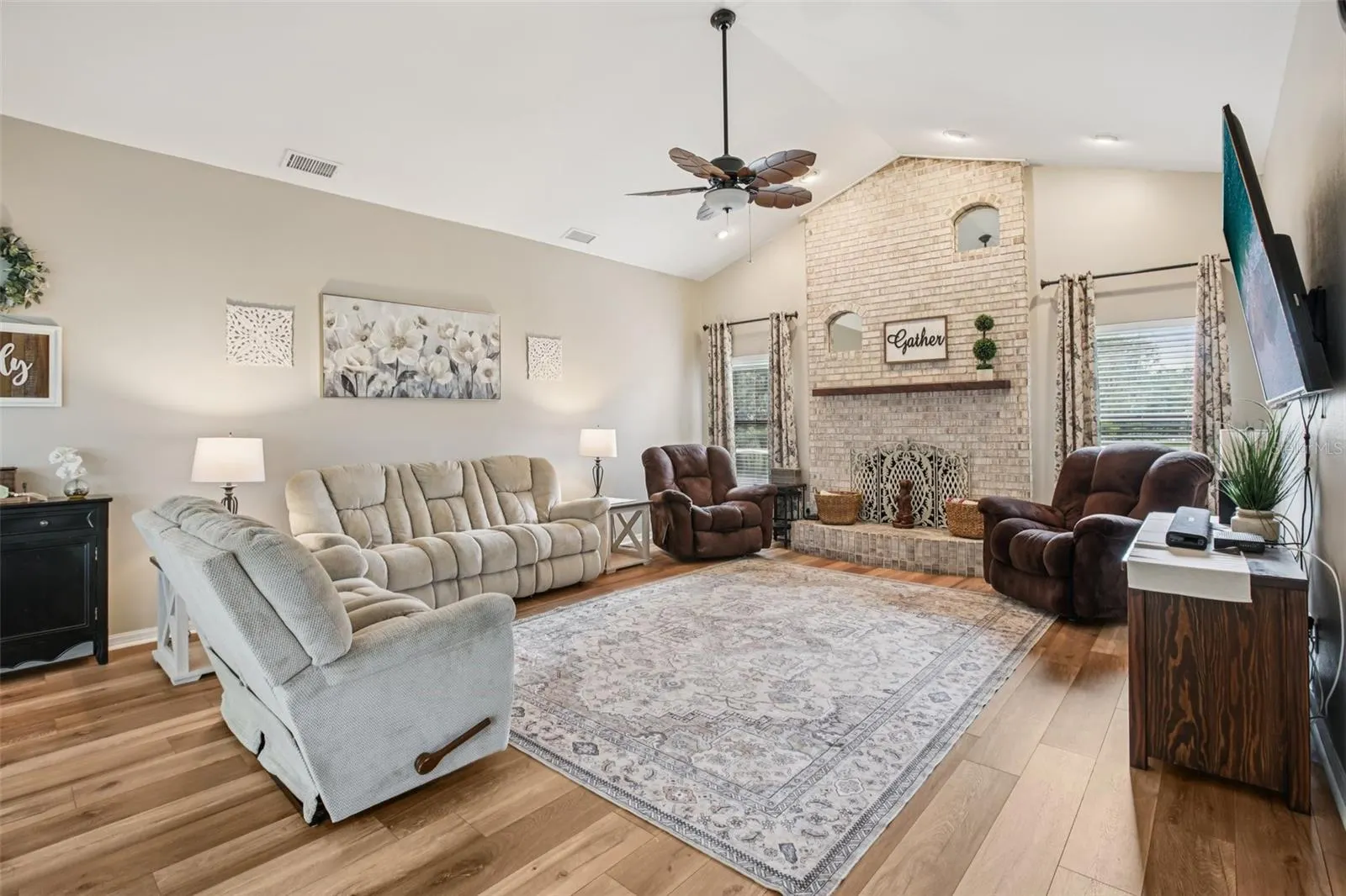 2110 ARBOR OAKS DR