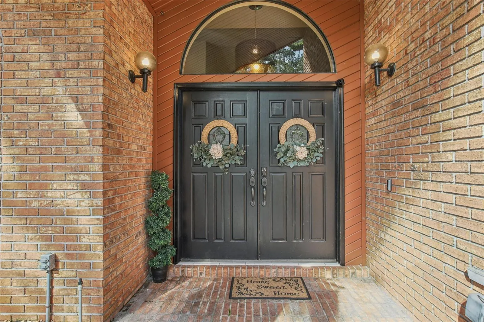 2110 ARBOR OAKS DR