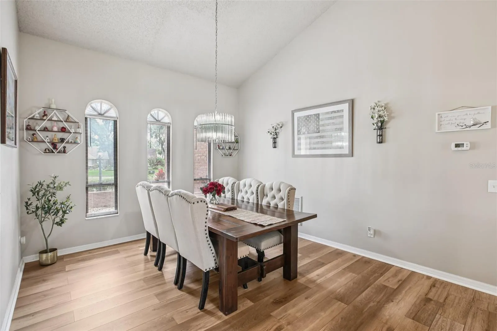 2110 ARBOR OAKS DR