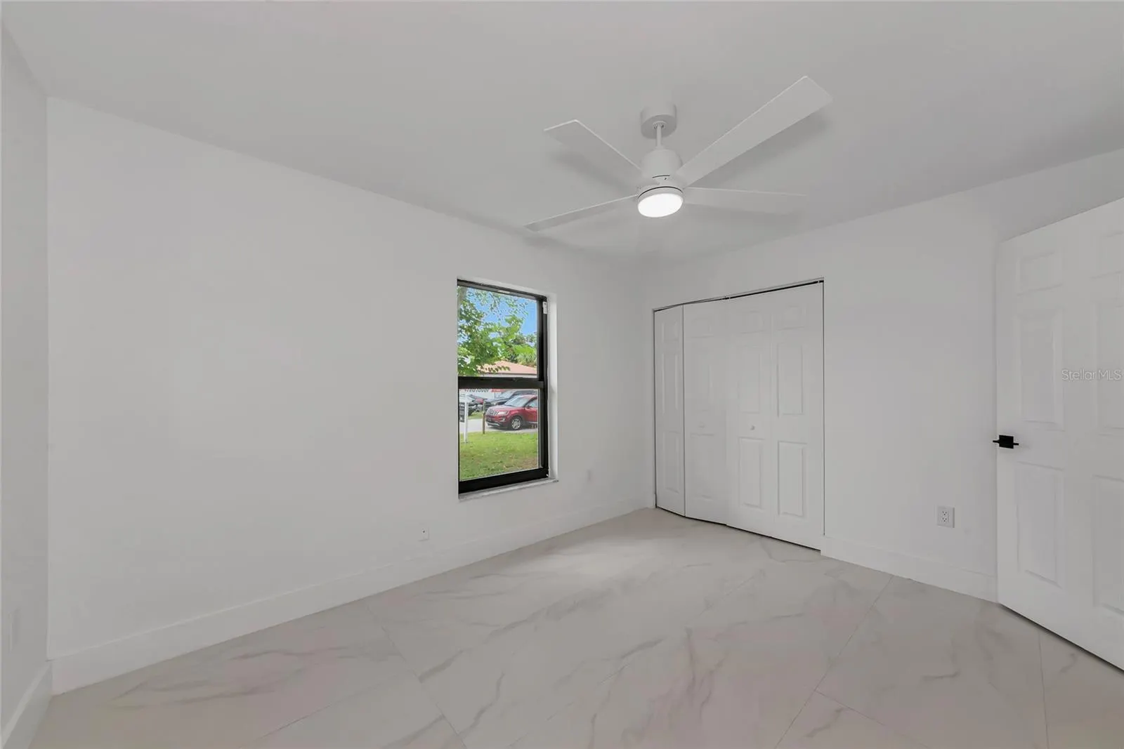 1658 RIDGEWOOD LN