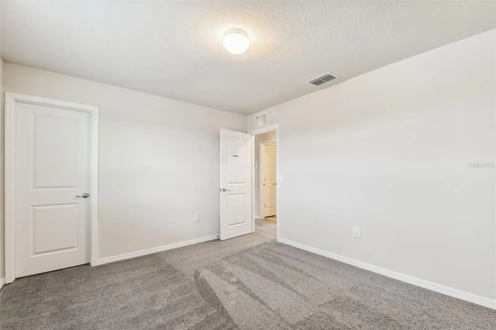 11219 SYCAMORE GLEN LOOP