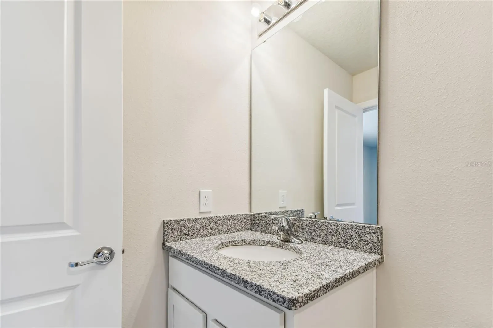11219 SYCAMORE GLEN LOOP