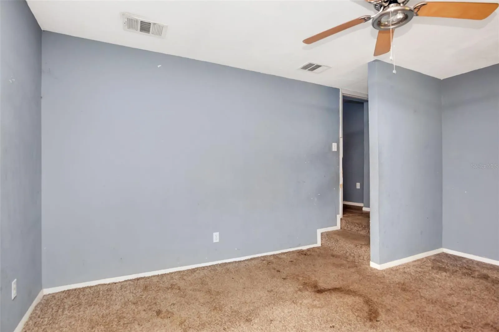 1009 MERCER LOOP