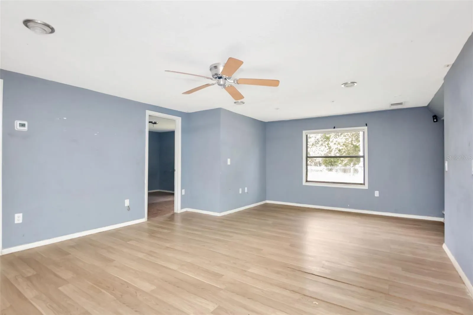 1009 MERCER LOOP