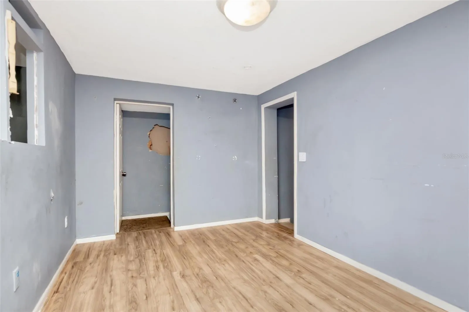 1009 MERCER LOOP