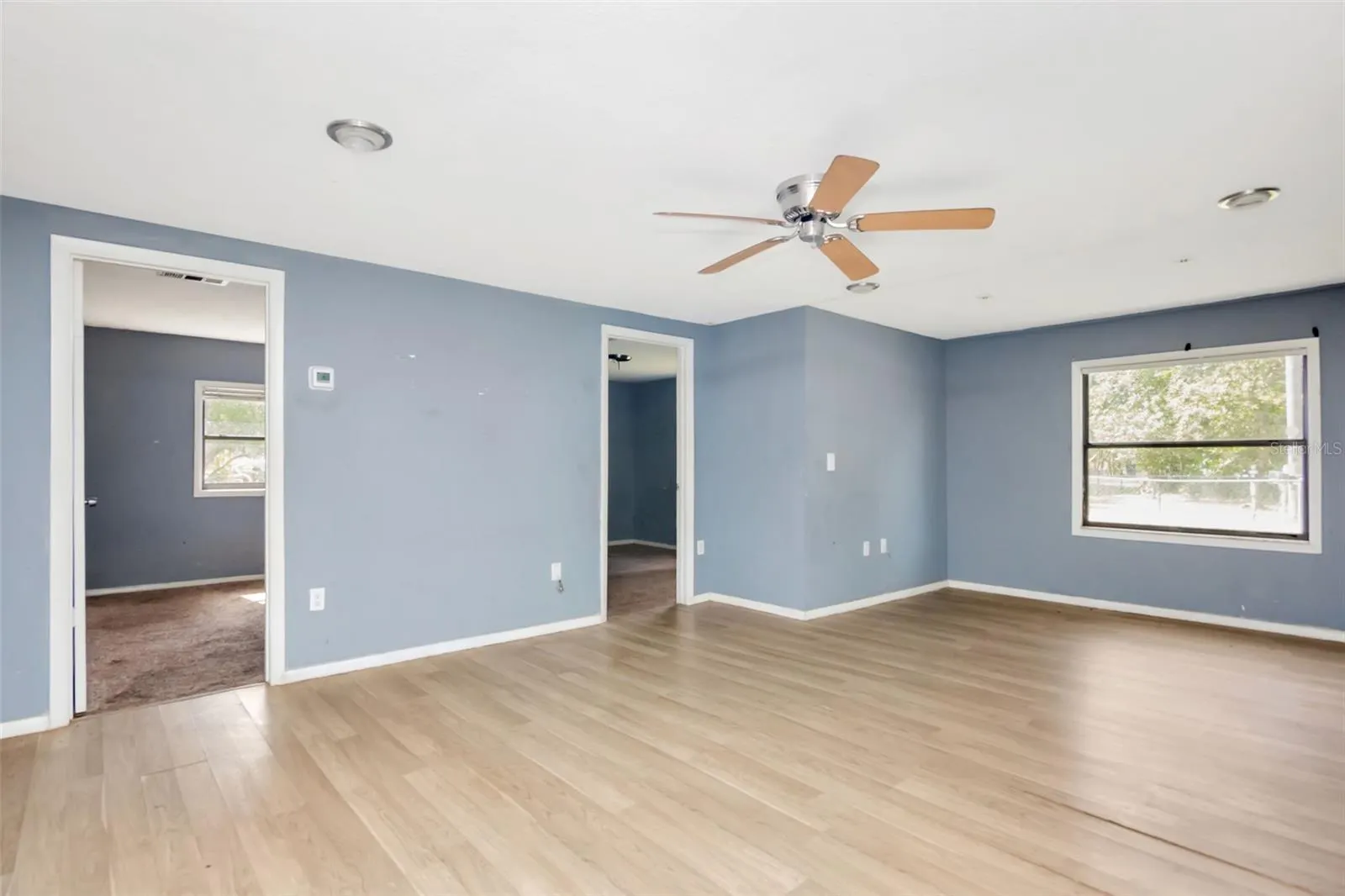 1009 MERCER LOOP