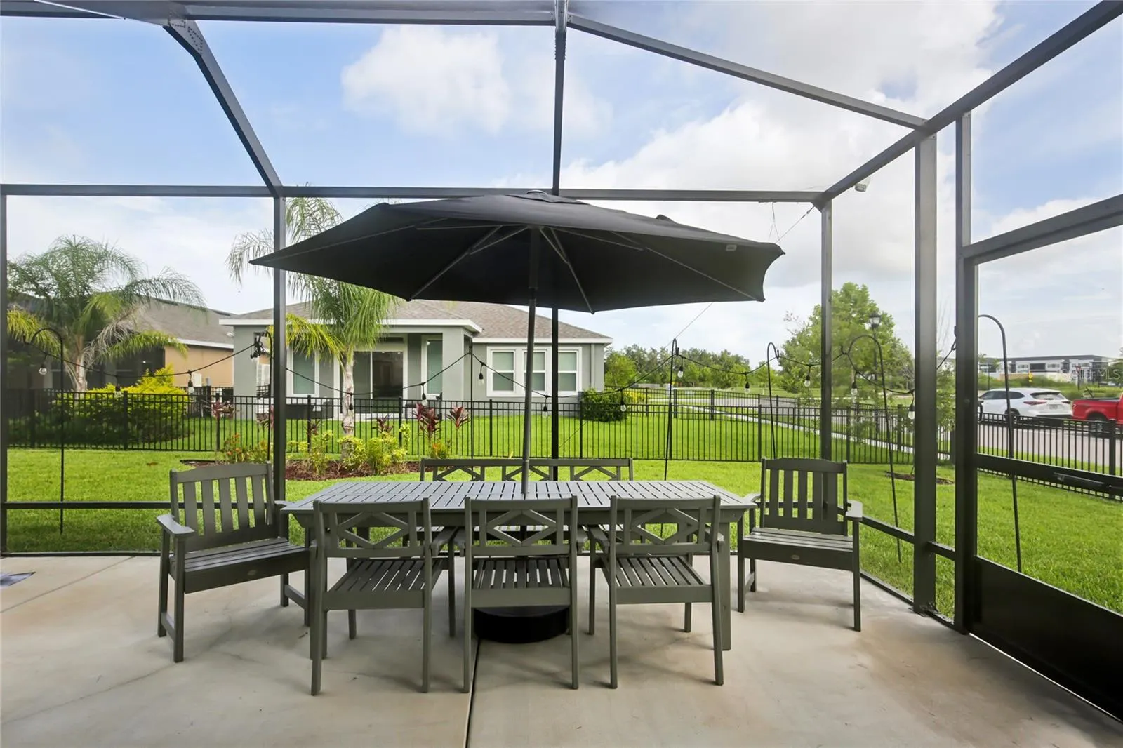 6240 SEA AIR DR
