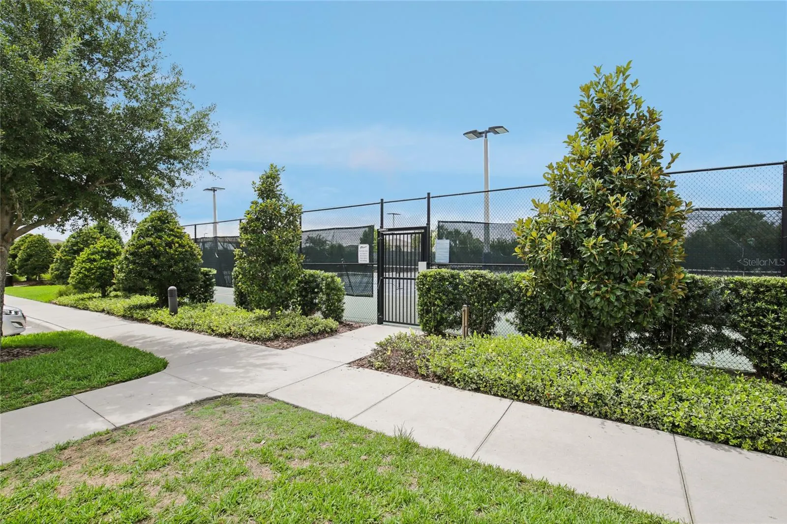 6240 SEA AIR DR