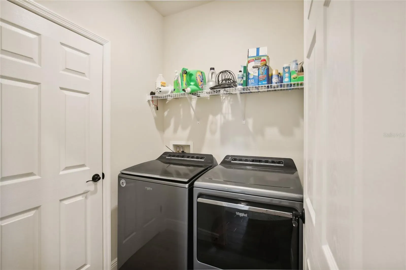 6240 SEA AIR DR