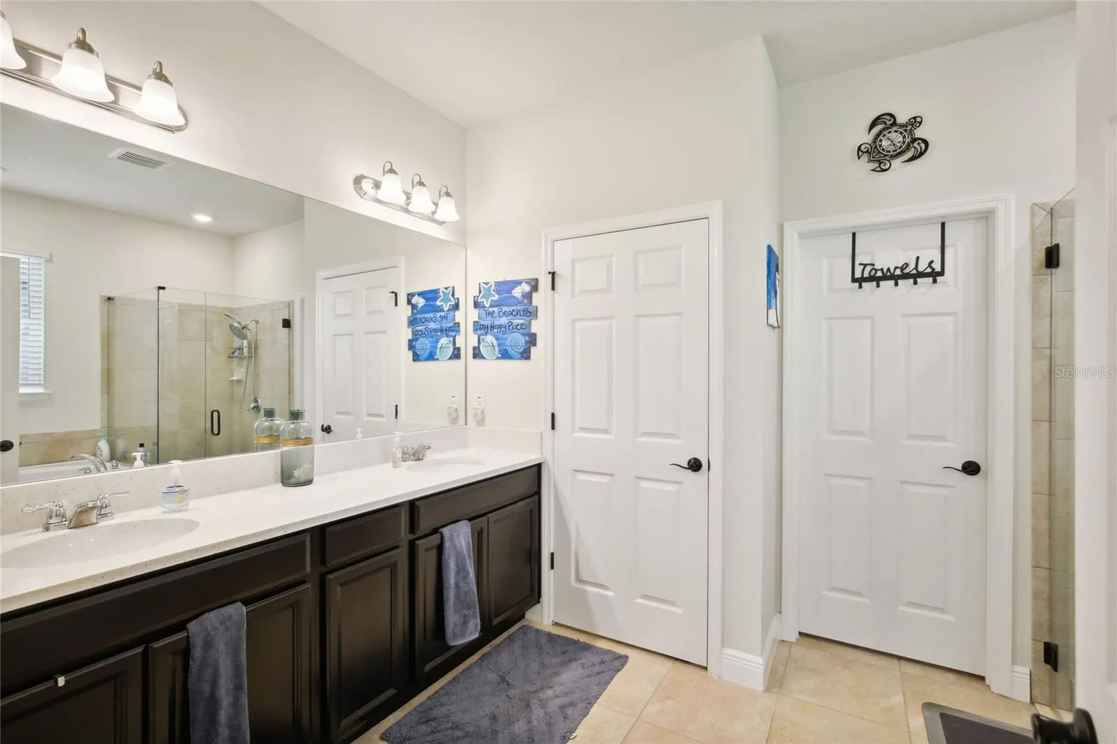 6240 SEA AIR DR