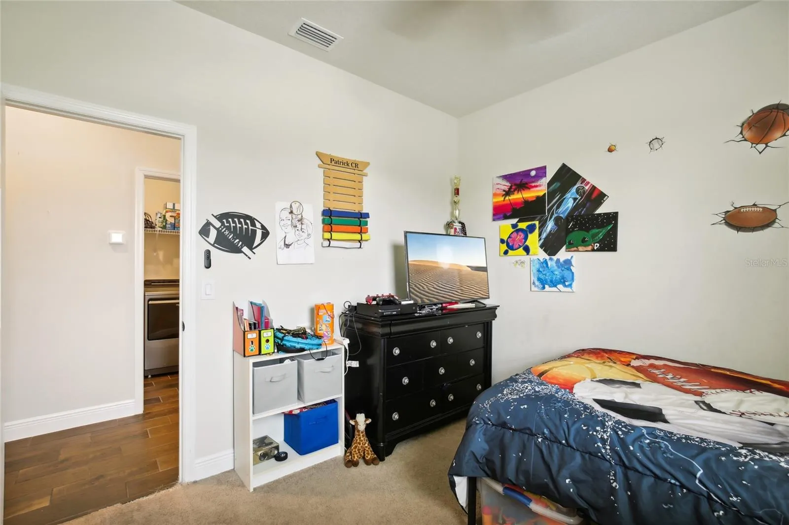 6240 SEA AIR DR