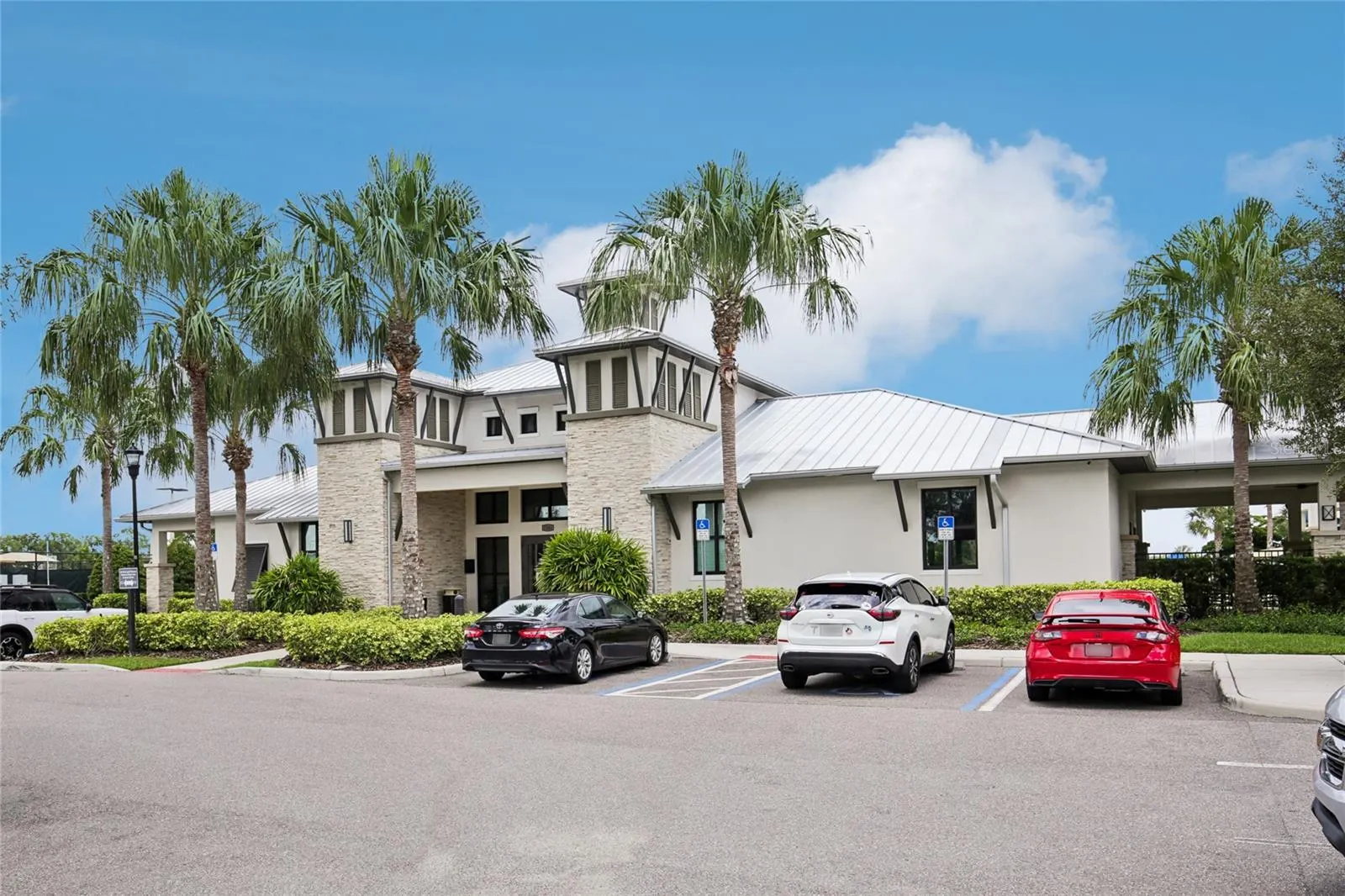 6240 SEA AIR DR