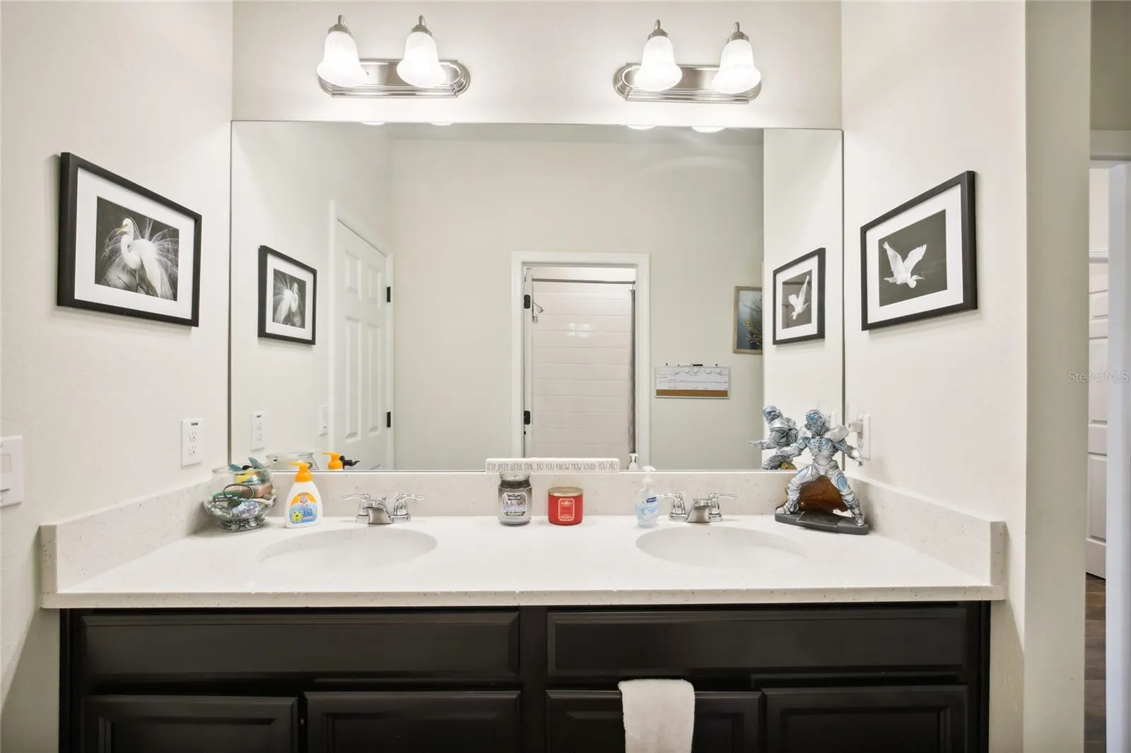 6240 SEA AIR DR