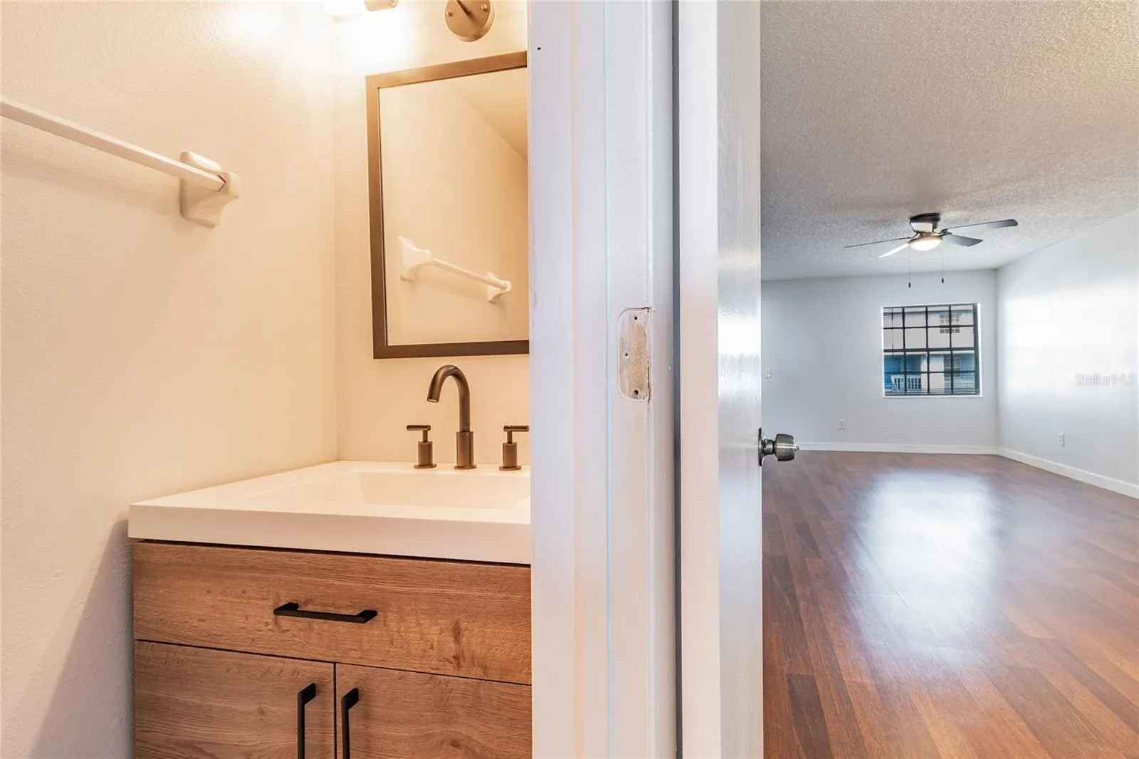 4907 W MCELROY AVE #H209, #H209