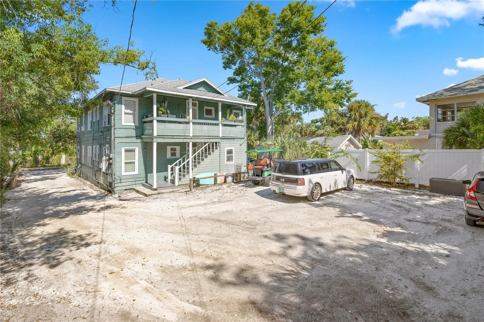 1203 N OSCEOLA AVE