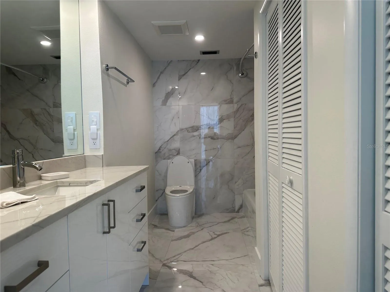100 PIERCE ST #801, #801
