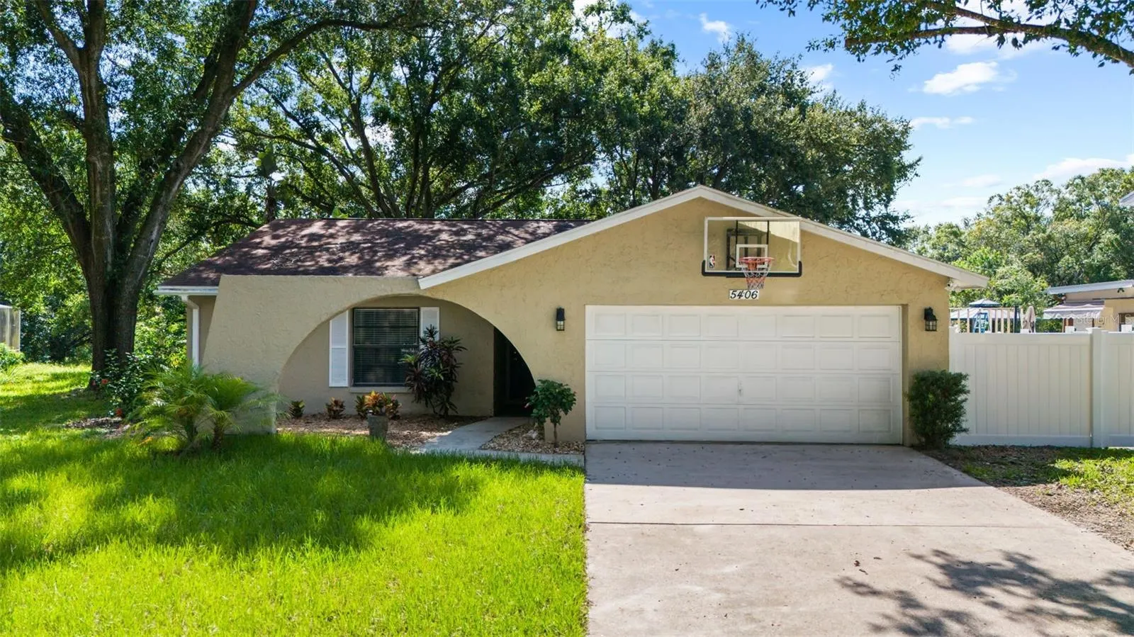 5406 PENTAIL CIR