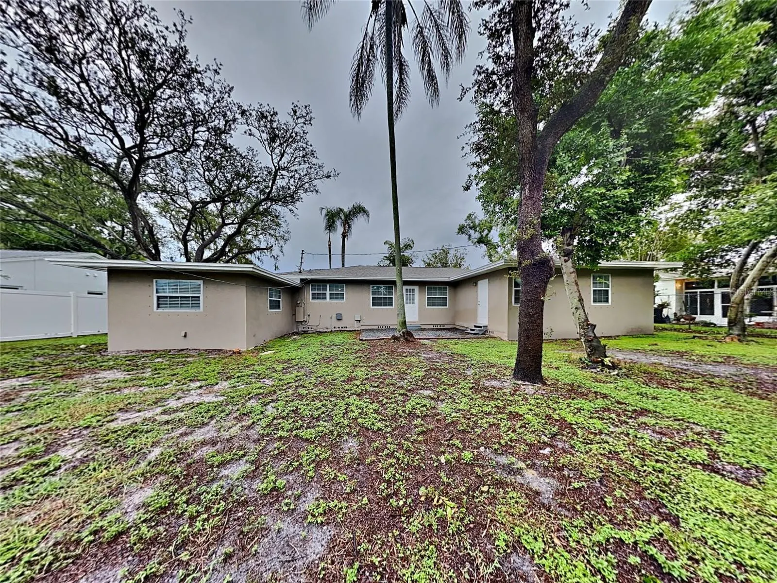 412 RICHARDS AVE