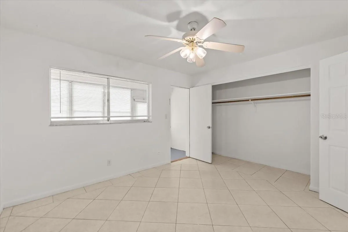 2353 SHELLEY ST #5, #5