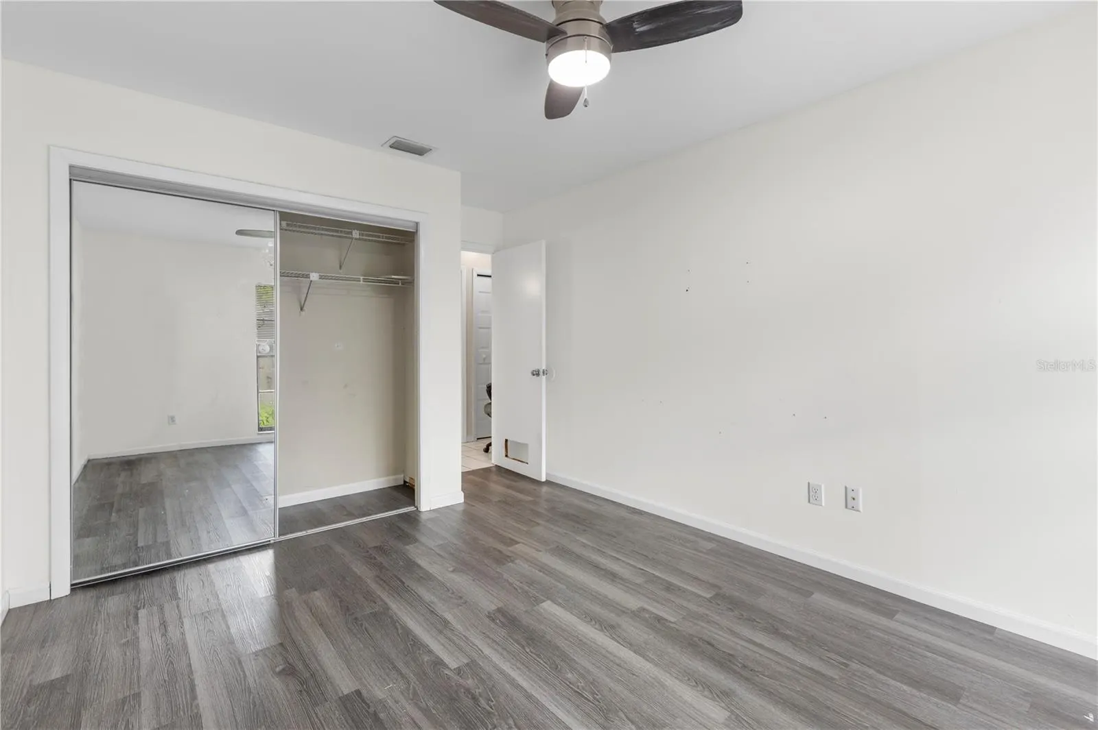 16503 FOOTHILL DR