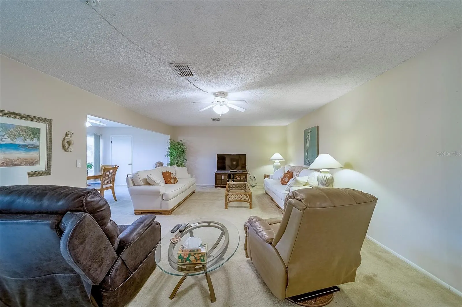 206 DOGWOOD CIR