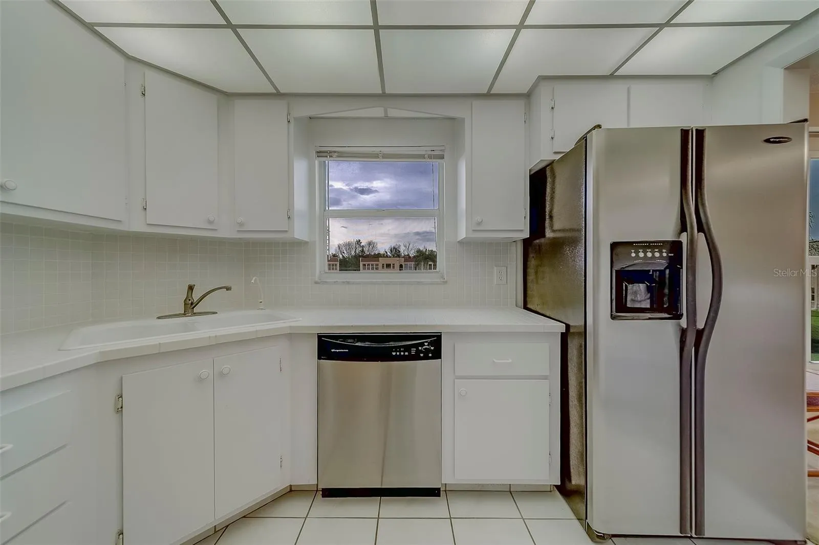 206 DOGWOOD CIR