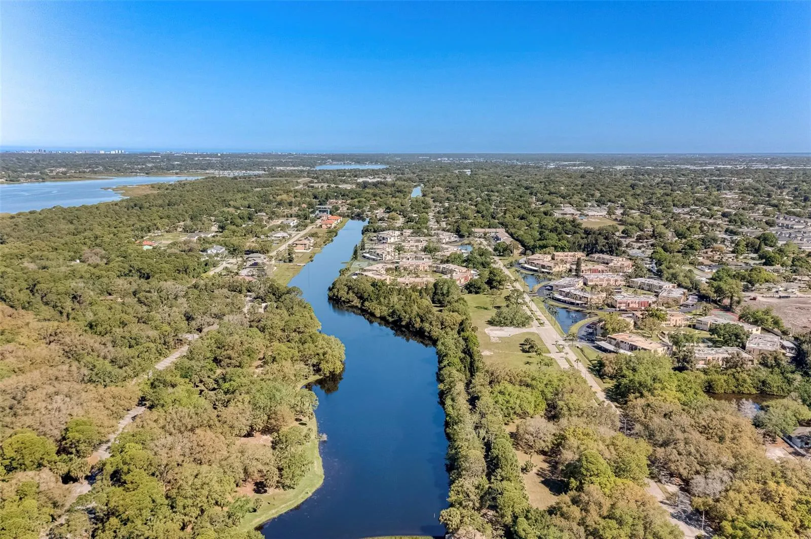 206 DOGWOOD CIR