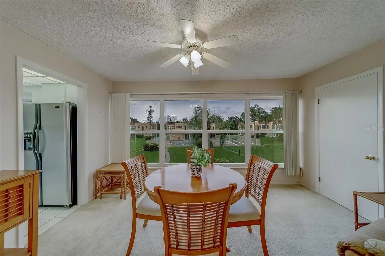 206 DOGWOOD CIR