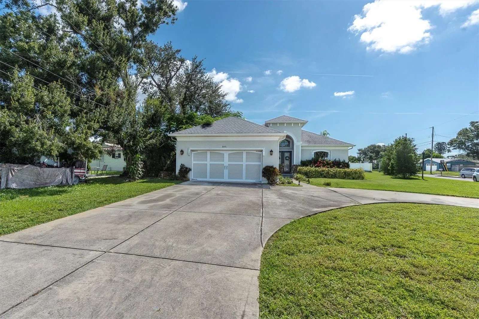 8591 FORSYTH DR