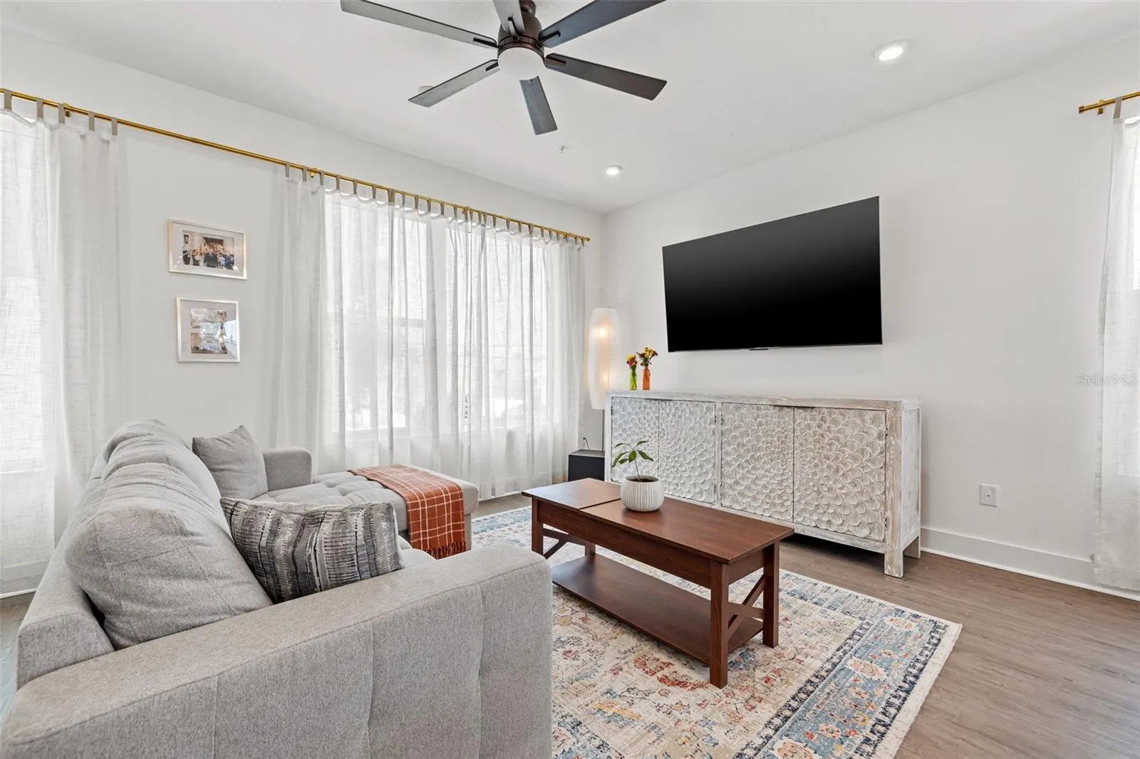 320 15TH ST N