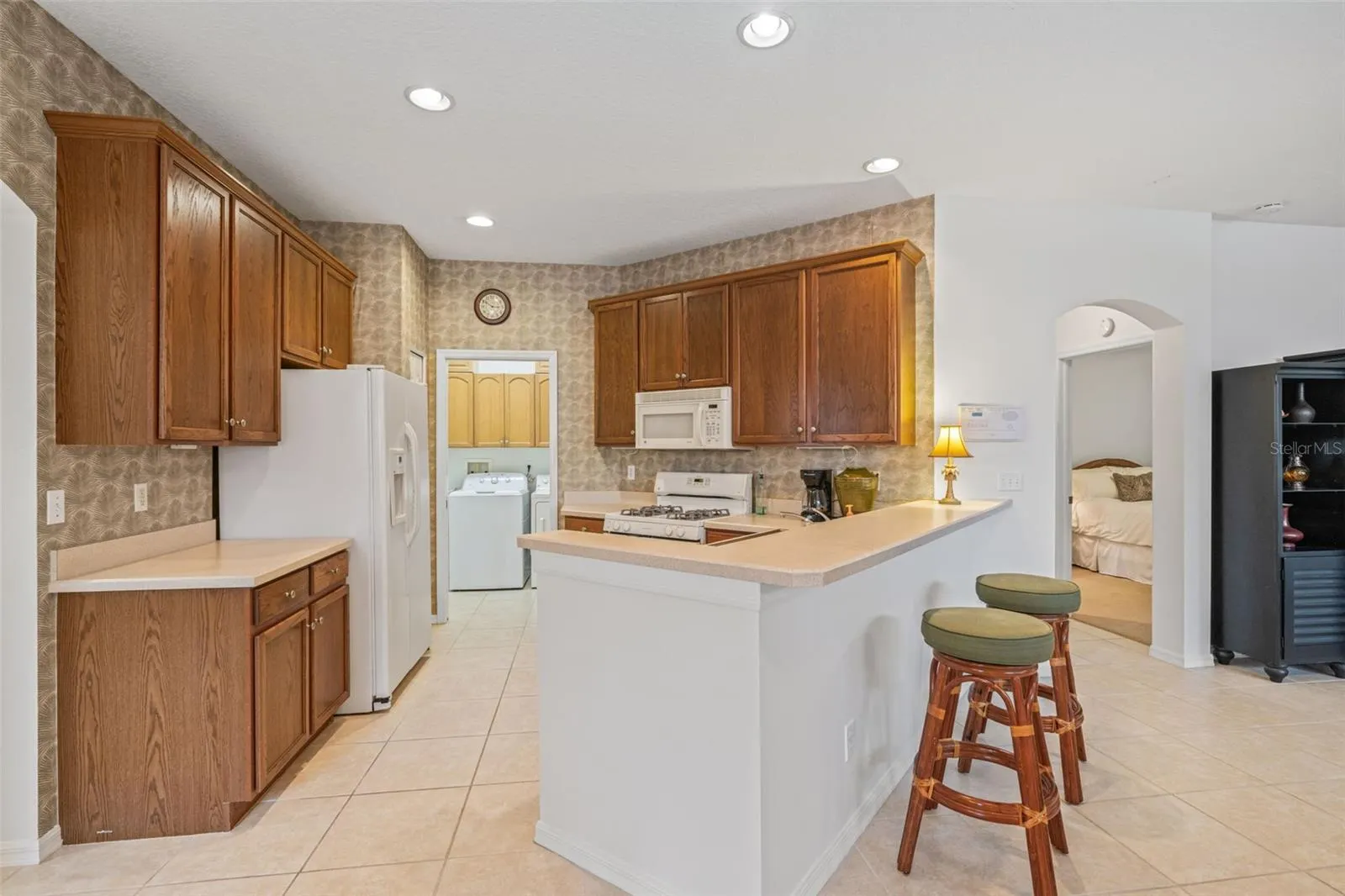 1226 HUNTINGTON GREENS DR