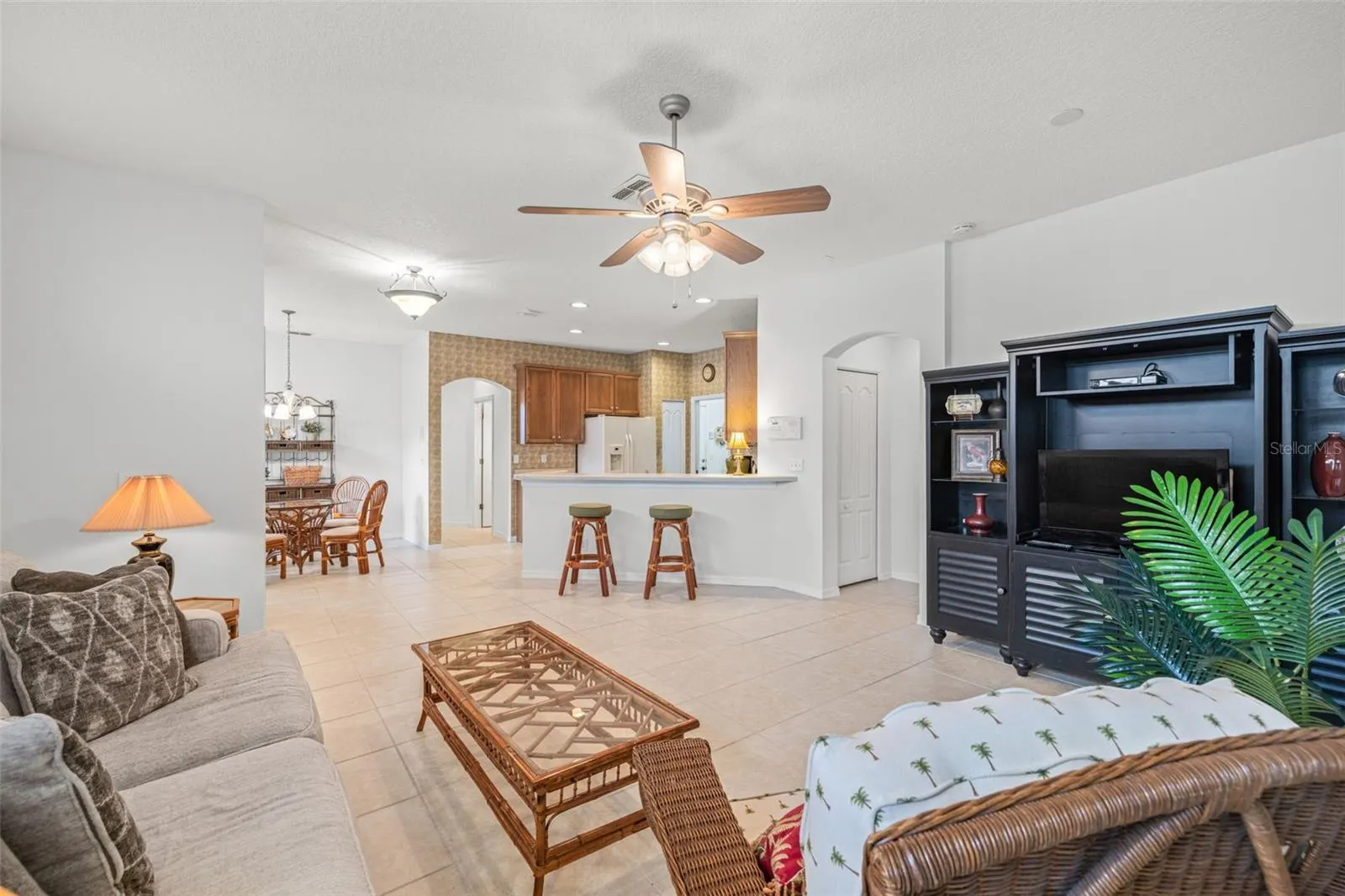 1226 HUNTINGTON GREENS DR
