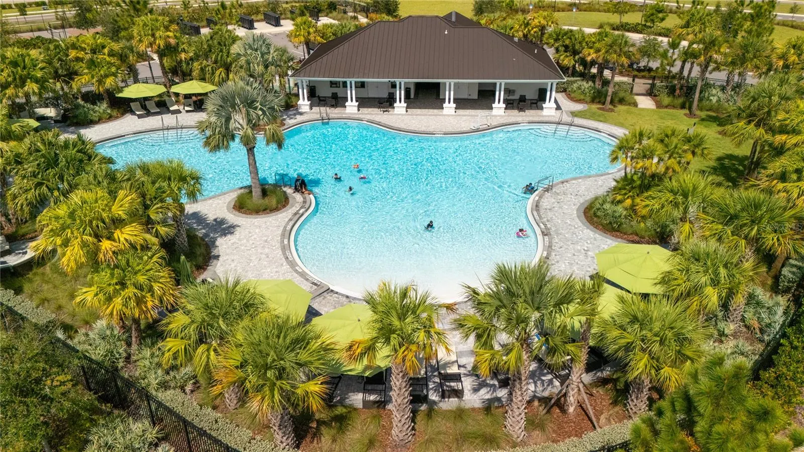 5545 BLUE AZURE DR