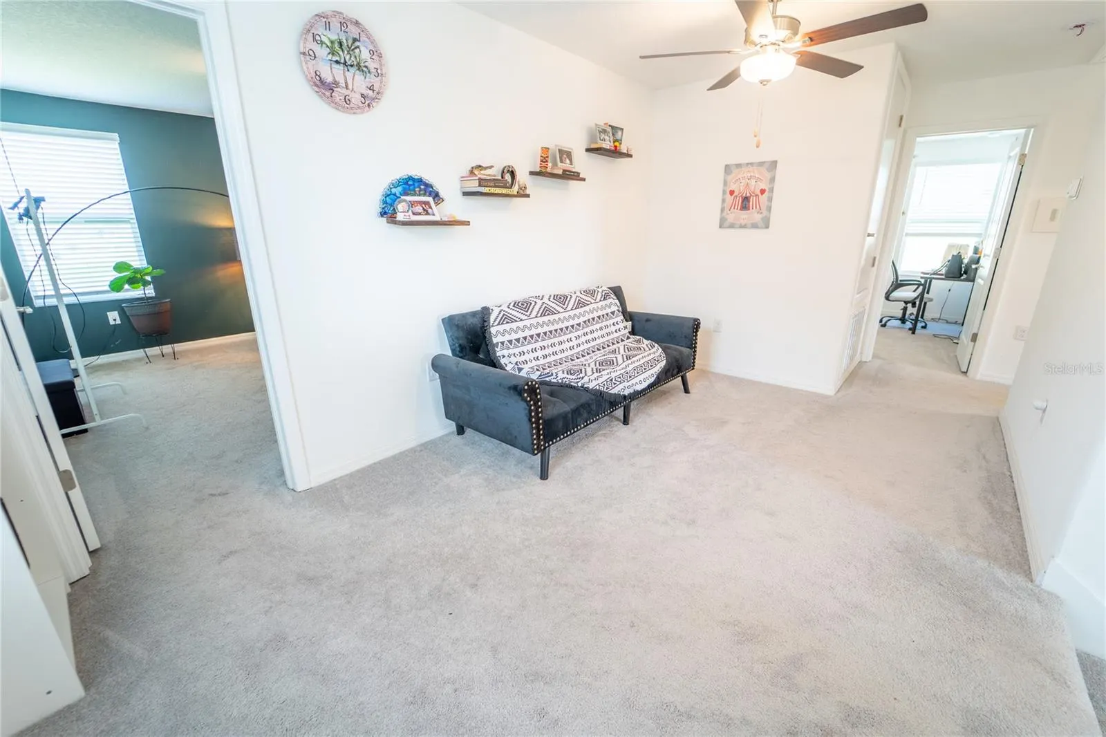 5545 BLUE AZURE DR