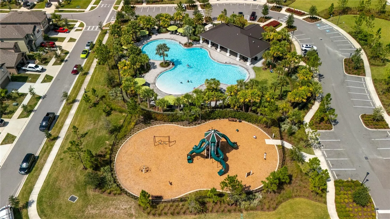 5545 BLUE AZURE DR