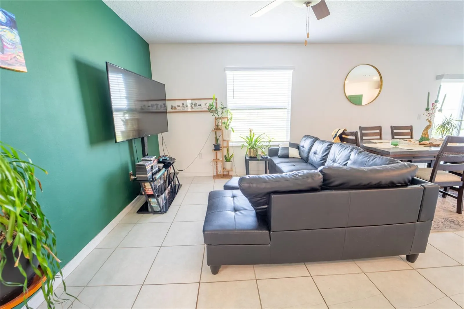 5545 BLUE AZURE DR