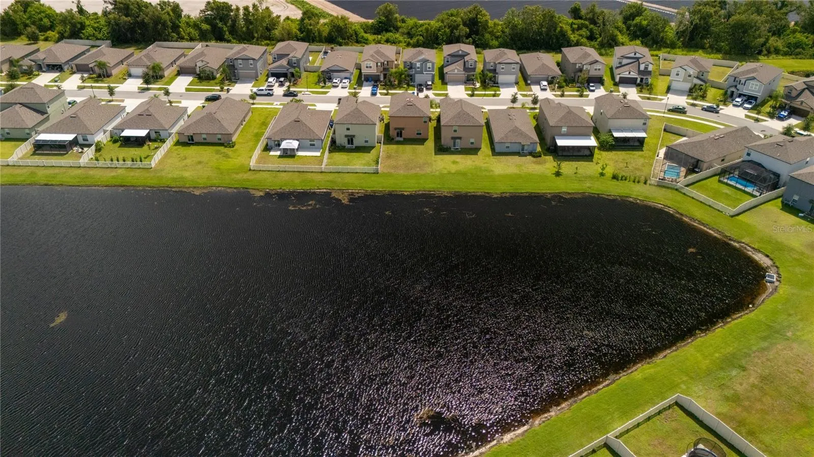 5545 BLUE AZURE DR