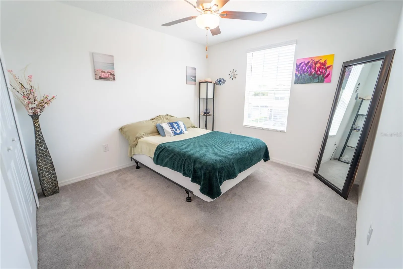5545 BLUE AZURE DR