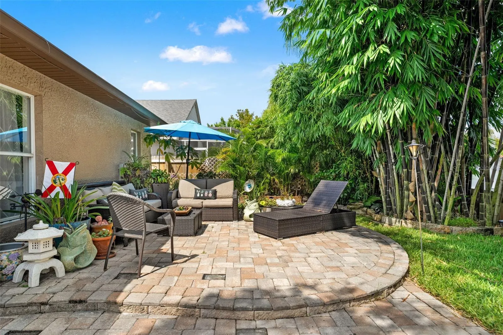 519 CYPRESS VIEW DR