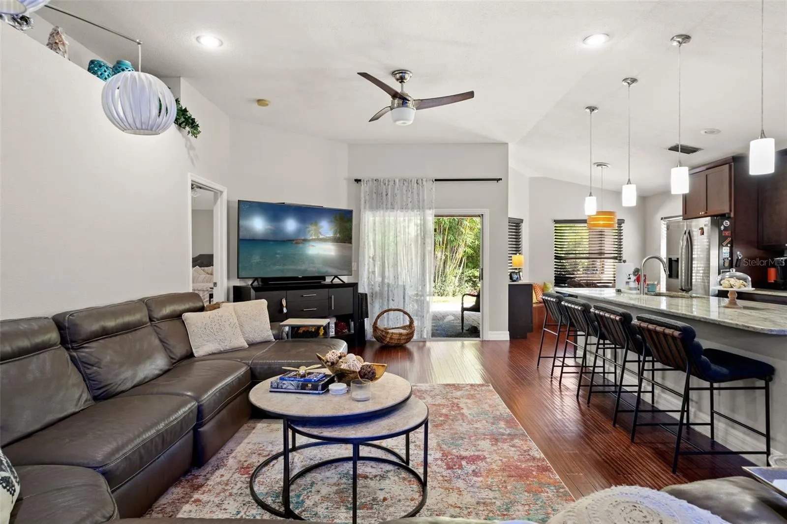 519 CYPRESS VIEW DR