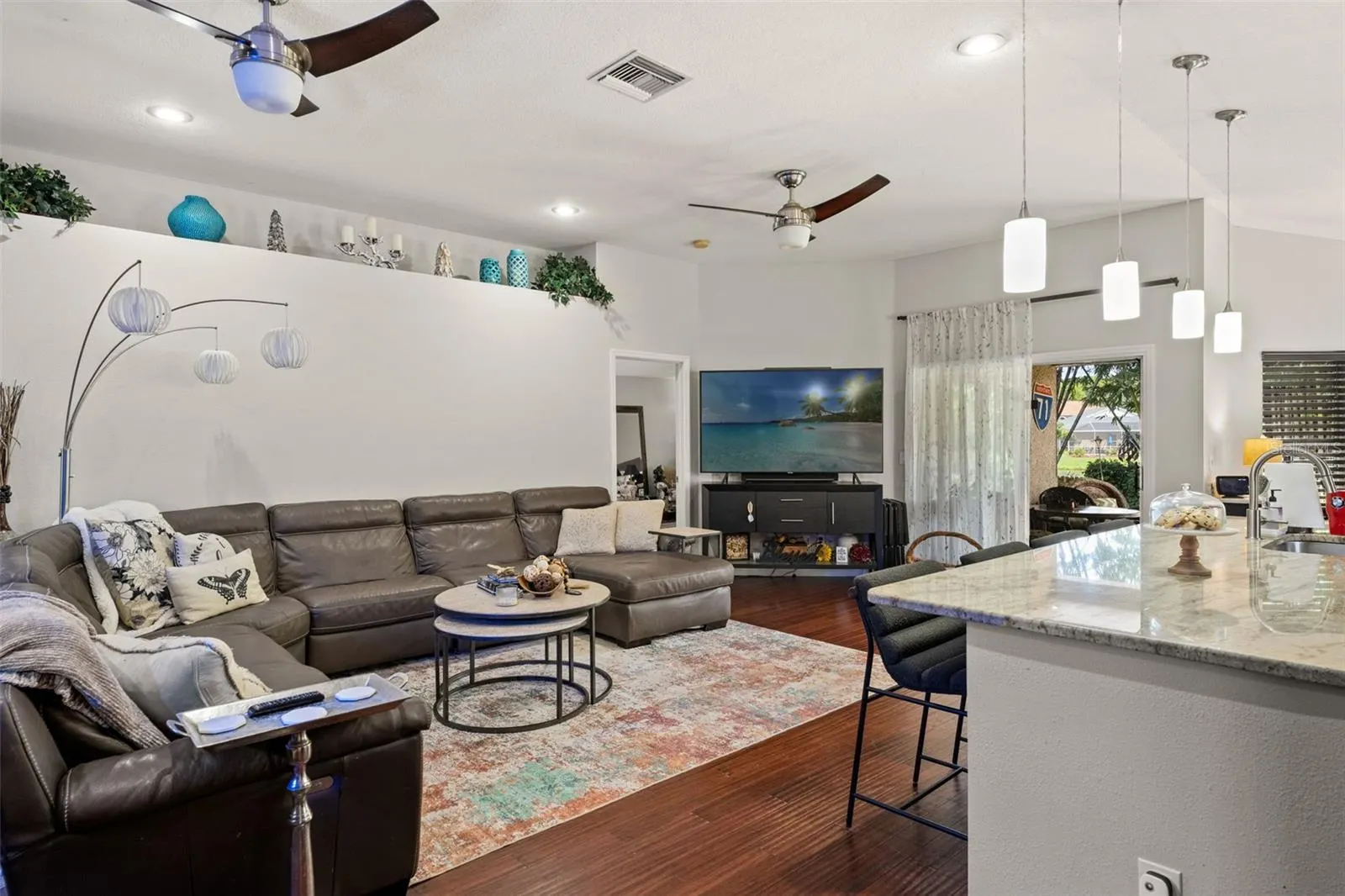 519 CYPRESS VIEW DR