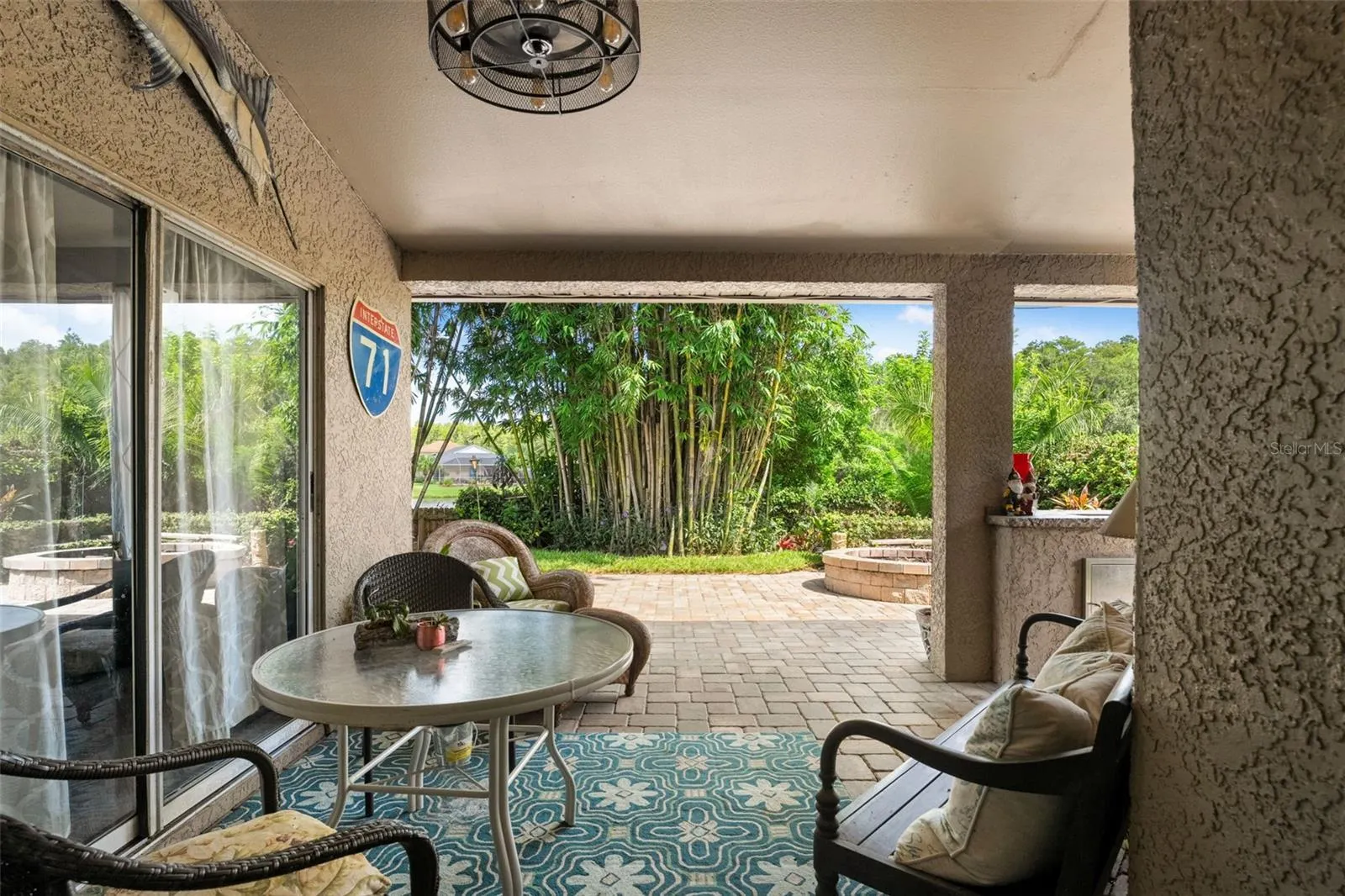 519 CYPRESS VIEW DR