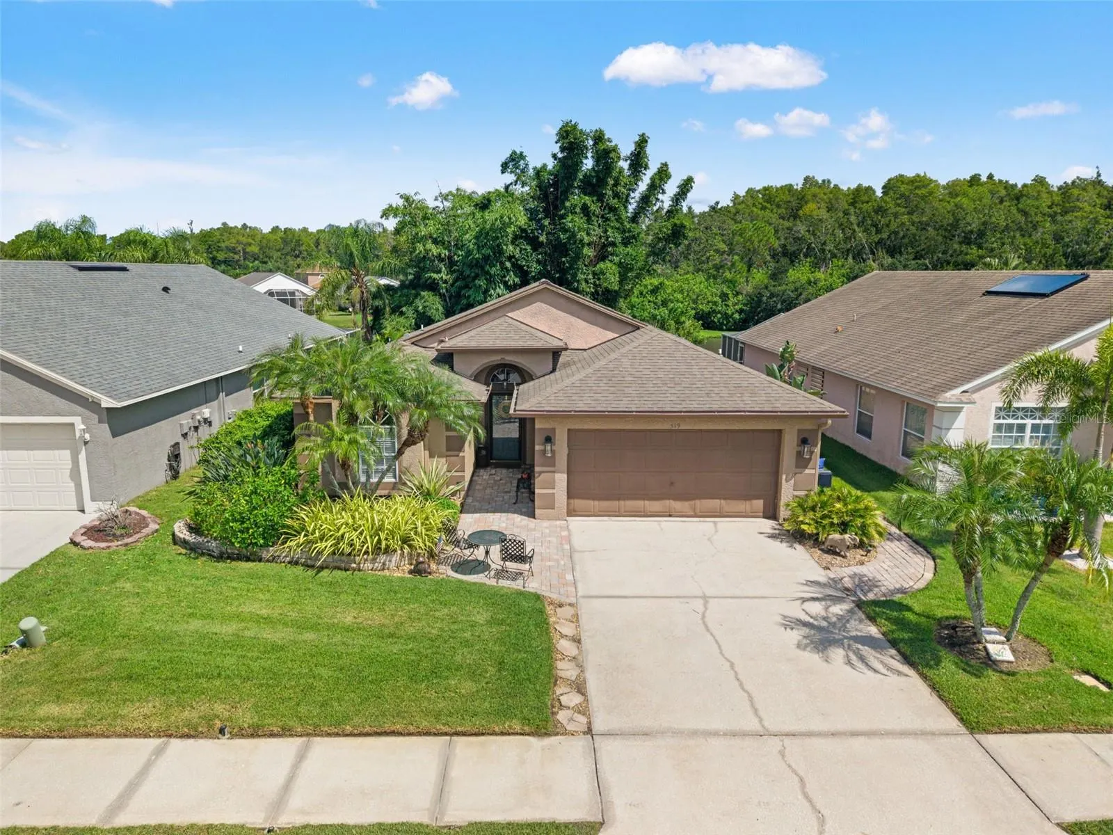 519 CYPRESS VIEW DR
