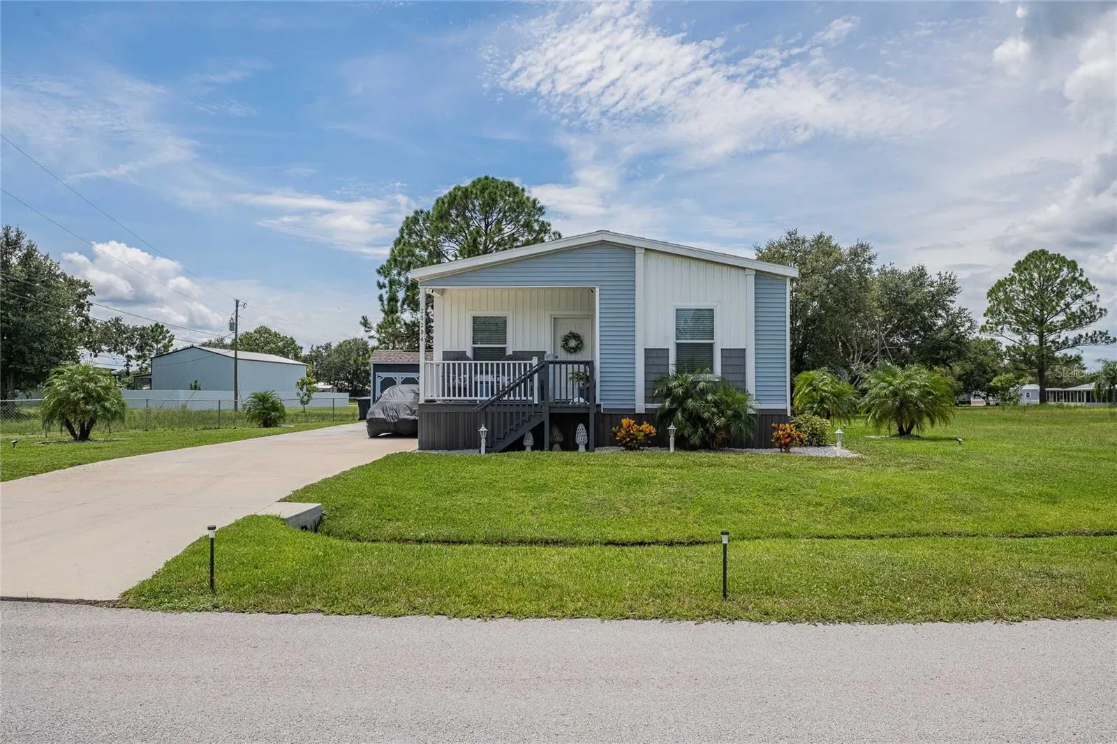 25294 CANTERBURY DR