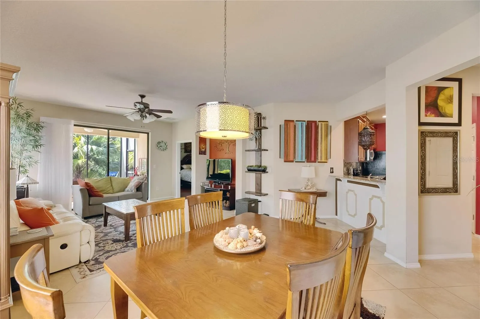 402 SENECA FALLS DR