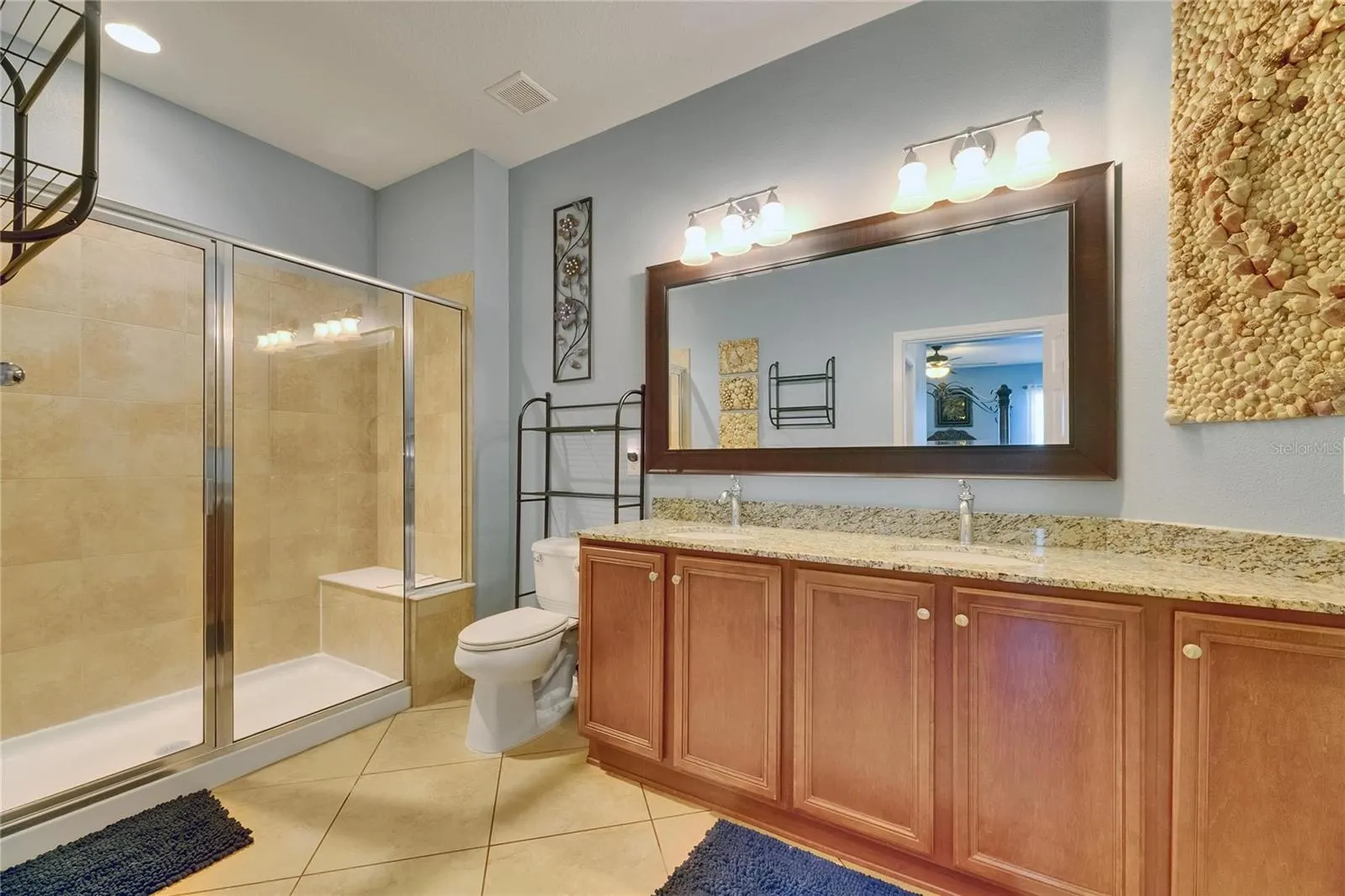 402 SENECA FALLS DR
