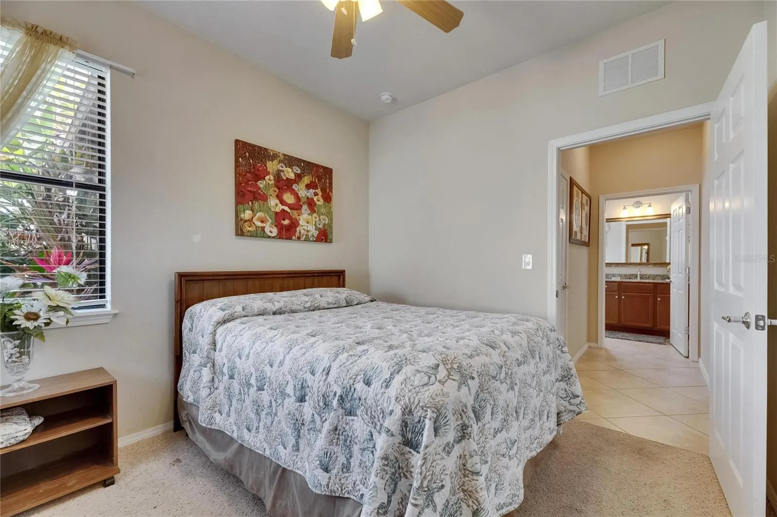 402 SENECA FALLS DR