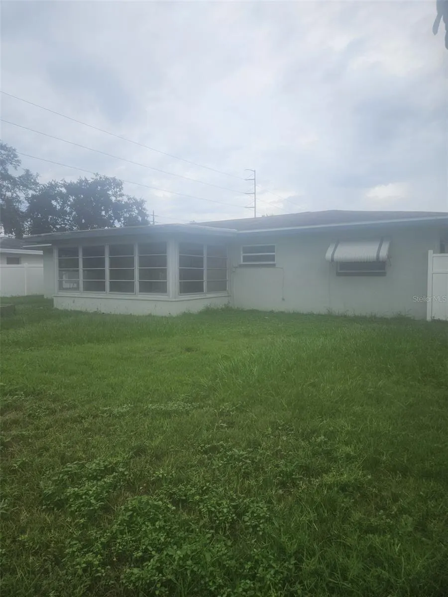 2207 MORNINGSIDE DR